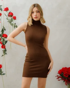 Abito corto in maglia con colletto – 1186