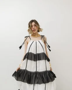 Abito lungo con balze – 8138