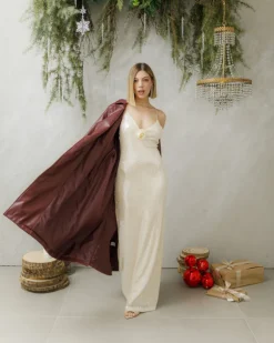 Abito lungo con paillettes e rosa – 23252 slc
