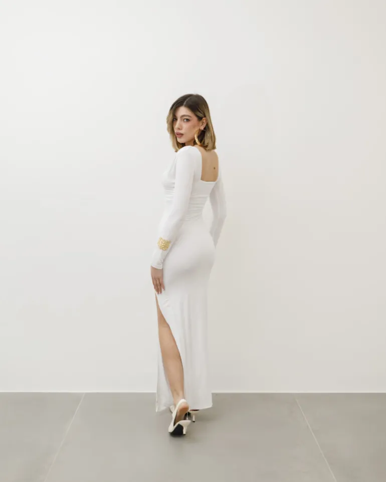 Abito lungo con scollo – 0050