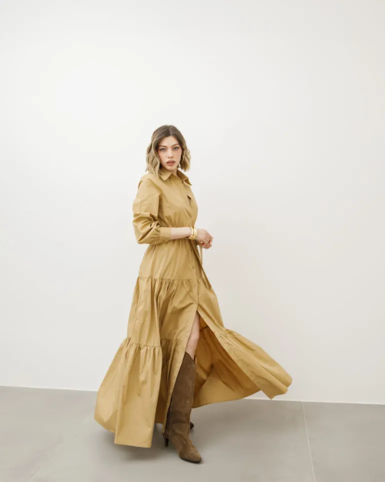 Abito lungo in cotone con balze – CHF6718
