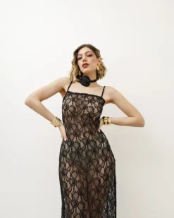 Abito lungo in pizzo con choker – HT030