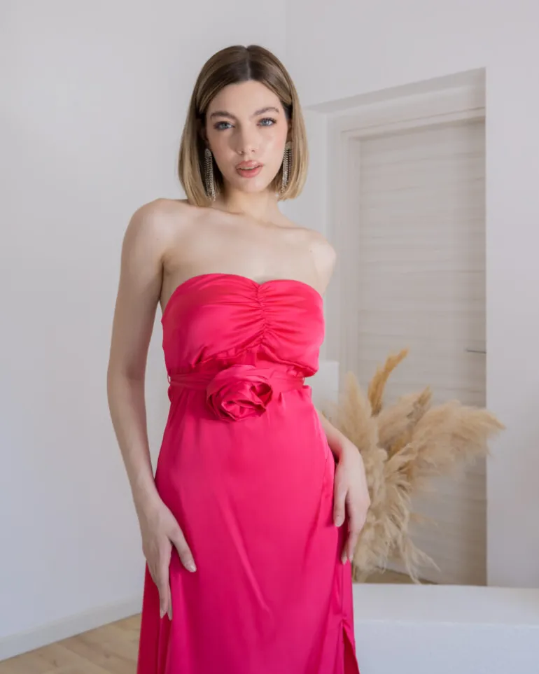 Abito lungo in raso a fascia con rosa – 0044