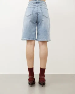 Bermuda in denim blu chiaro – L1182
