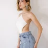 Body scollato con laccetti – 84268