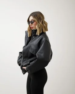 Bomber in simil-pelle con tasche – CV2179