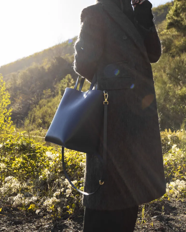 Borsa in pelle ATENA blu – LOVING BAGS