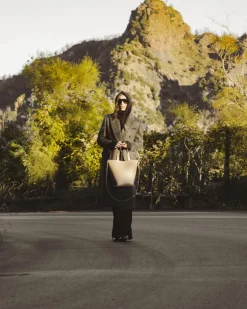 Borsa in pelle ATENA Taupe – LOVING BAGS