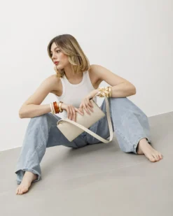 Borsa in pelle DEVA latte – LOVING BAGS