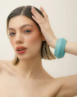 Bracciale strutturato in resina – 1566
