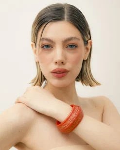 Bracciale strutturato in resina – 1566