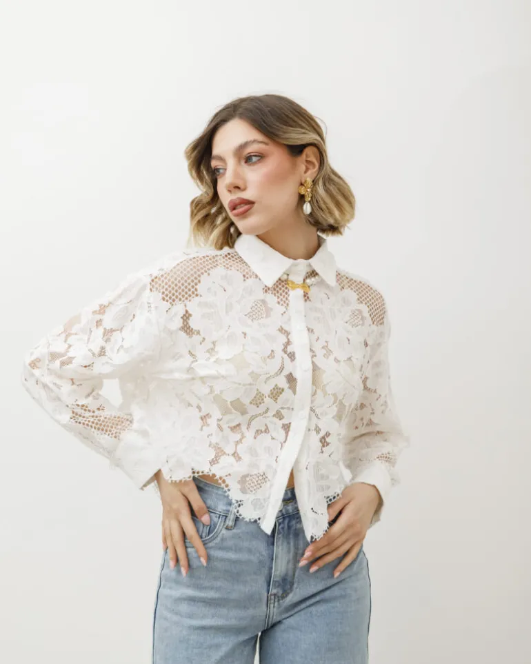 Camicia in pizzo con orlo smerlato – 8169