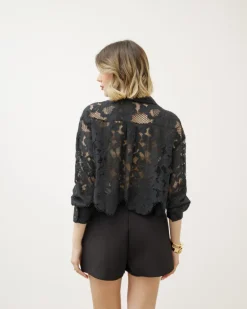 Camicia in pizzo con orlo smerlato – 8169