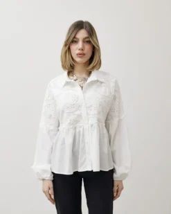 Camicia ricamata con balza – 7960