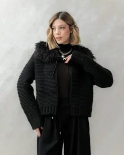 Cardigan con colletto eco-fur – CHB5533