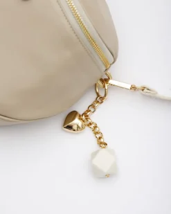 Charms con pendente in resina e cuore – PC013