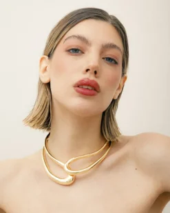 Collana in acciaio design fluido – N608