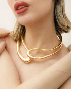 Collana in acciaio design fluido – N608