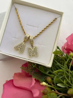 Collana intrecciata con lettera – sv10