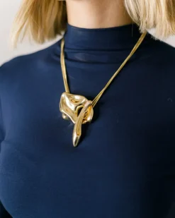 Collana multifilo con pendente big – N1031