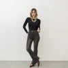 Jeans a zampa con cuciture nero carbone – P5255