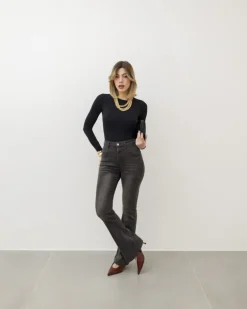 Jeans a zampa con cuciture nero carbone – P5255