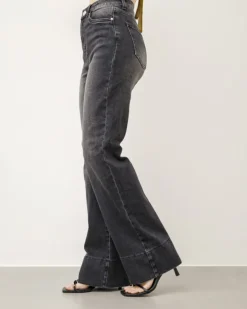 Jeans gamba dritta nero carbone – 8702