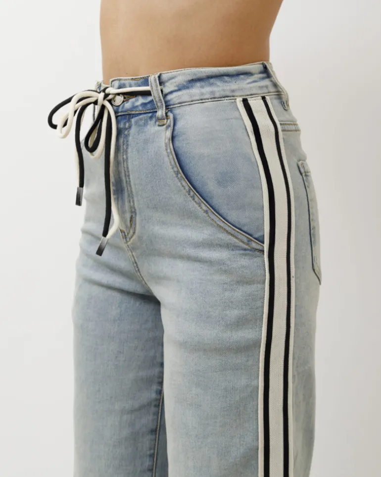 Jeans wide leg con bande laterali – 31886