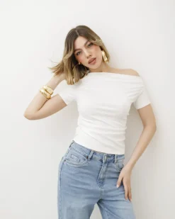 Maglia con arriccio e scollo – CHF8160