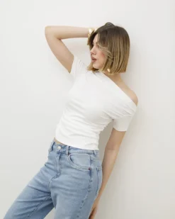 Maglia con arriccio e scollo – CHF8160