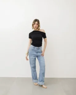 Maglia con arriccio e scollo – CHF8160
