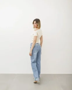Maglia con arriccio e scollo – CHF8160
