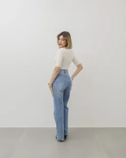 Maglia con scollo e manica midi – 8159
