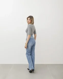 Maglia con scollo e manica midi – 8159