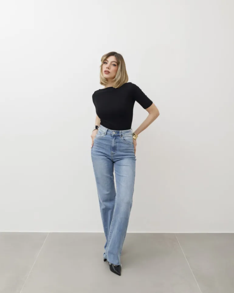 Maglia con scollo e manica midi – 8159