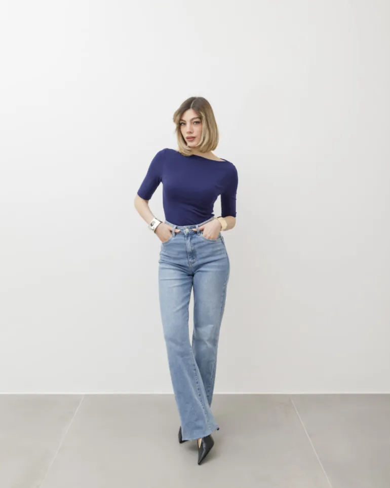 Maglia con scollo e manica midi – 8159
