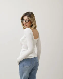 Maglia in costina con scollo – 1582