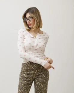 Maglia in cotone con fiocchetti – 61835