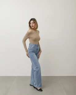 Maglia in cotone con scollo asimmetrico – 14718