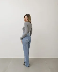 Maglia in cotone con scollo asimmetrico – 14718