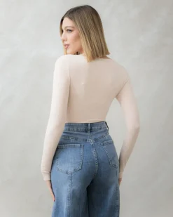 Maglia in misto cashmere con scollo – 21808