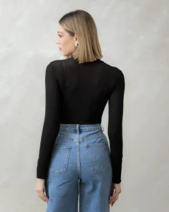 Maglia in misto cashmere con colletto – 21810