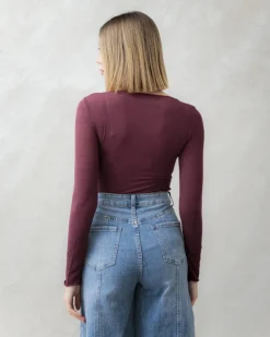 Maglia in misto cashmere con scollo – 21808