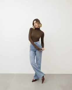 Maglia in misto cashmere con colletto – 21810