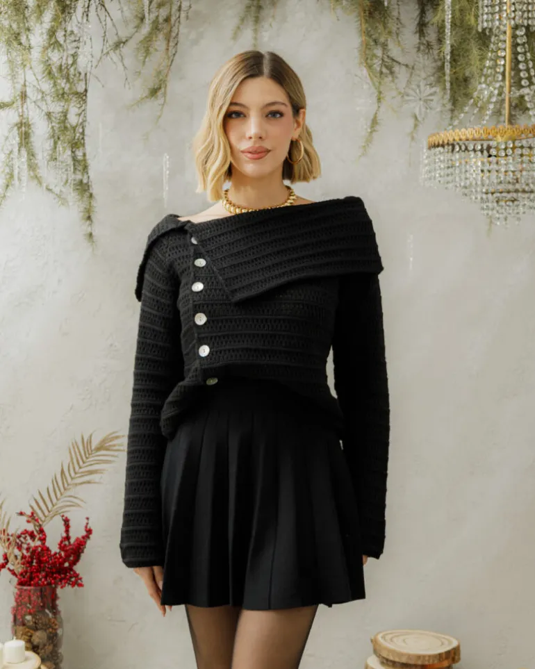 Maglione con scollo e bottoni – 24693