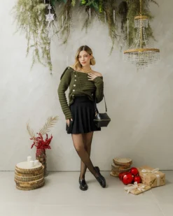 Maglione con scollo e bottoni – 24693