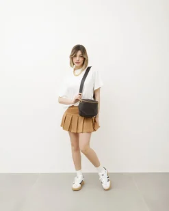 Minigonna shorts a pieghe in suede – J6879