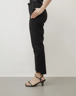 Pantaloni a sigaretta con cintura – 8231