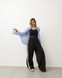 Pantaloni jogger con riga laterale – 6865