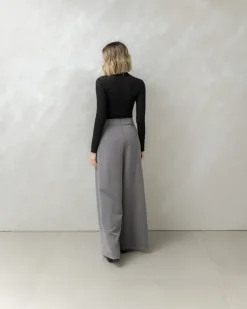 Pantaloni palazzo con cintura fiore – HZ21710